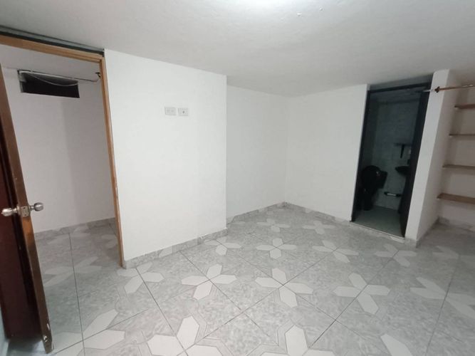 Bodega en venta en Calasanz, Medellín, 180 m² · foto 12 de 20
