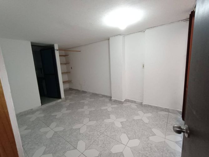 Bodega en venta en Calasanz, Medellín, 180 m² · foto 15 de 20