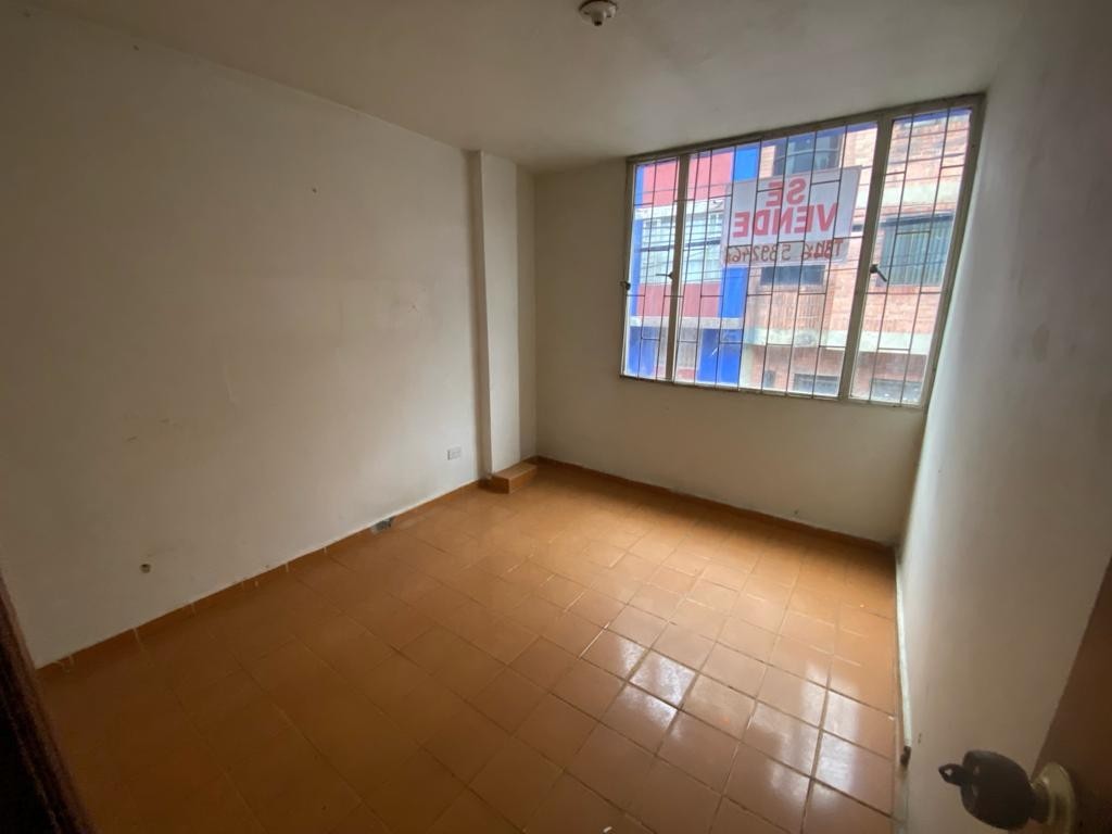 Casa en venta en Centro Comercial Titán Plaza, Bogotá · foto 7 de 24