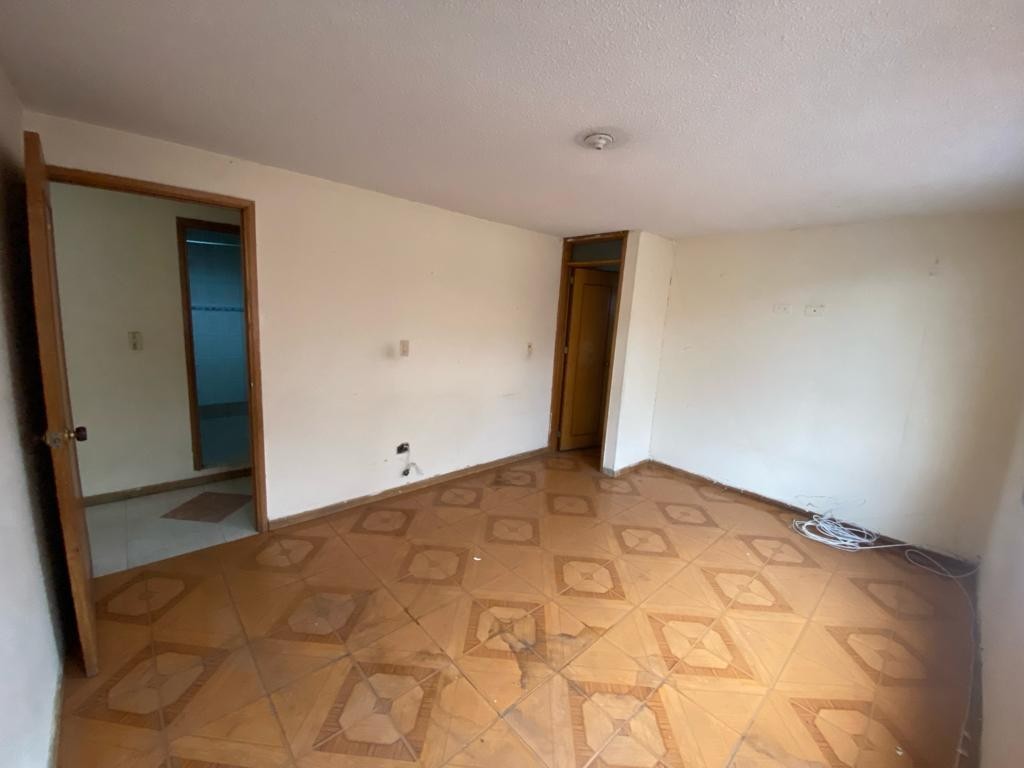 Casa en venta en Centro Comercial Titán Plaza, Bogotá · foto 14 de 24