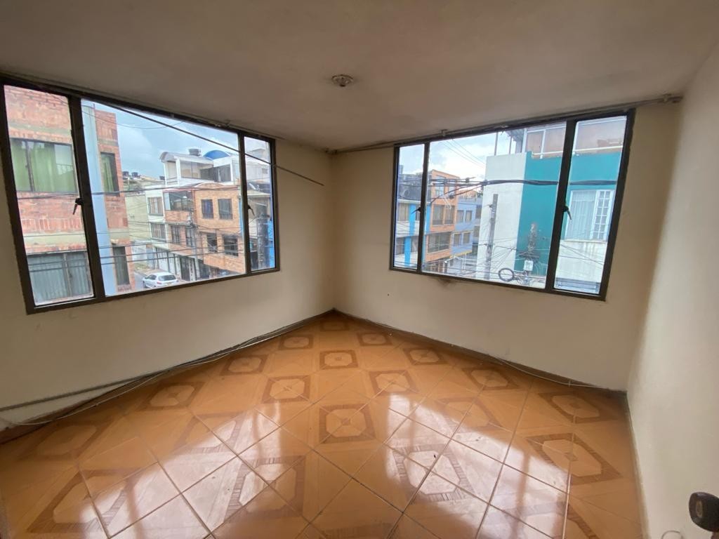 Casa en venta en Centro Comercial Titán Plaza, Bogotá · foto 19 de 24