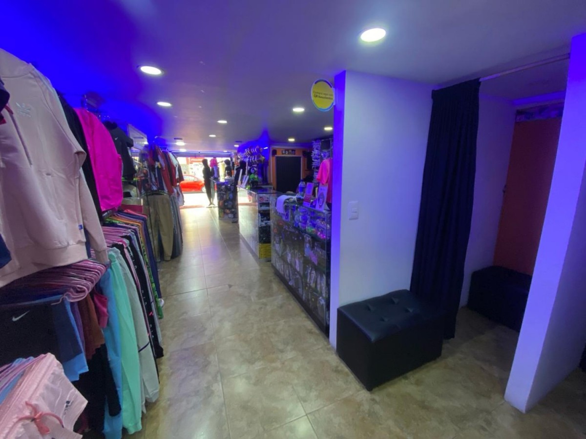 Casa en venta en Villas De Granada, Bogotá · foto 3 de 22