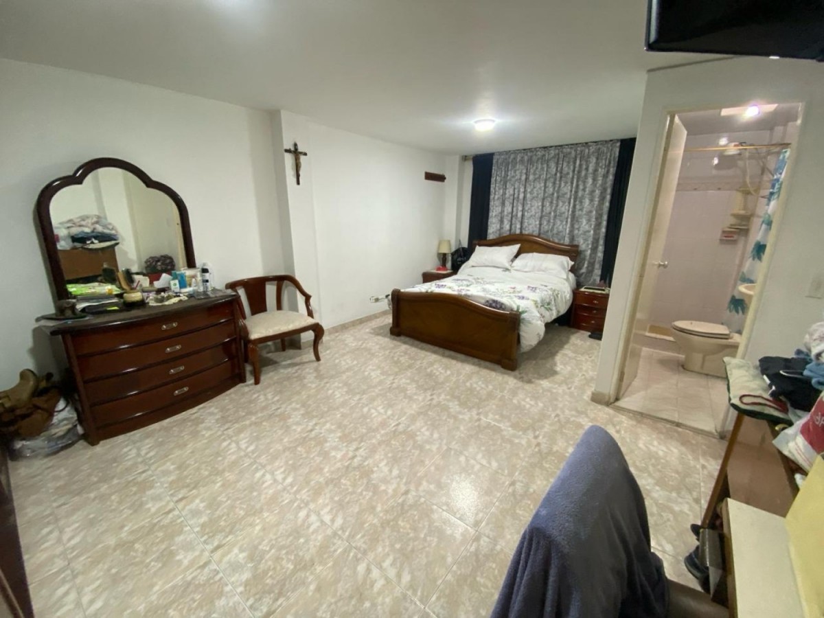 Casa en venta en Villas De Granada, Bogotá · foto 10 de 22