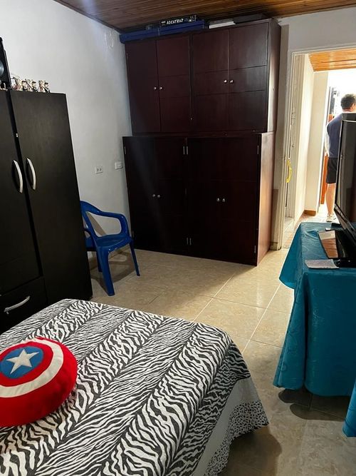 Casa de 5 alcobas en venta en Galicia, Bogotá, 216 m² · foto 11 de 24