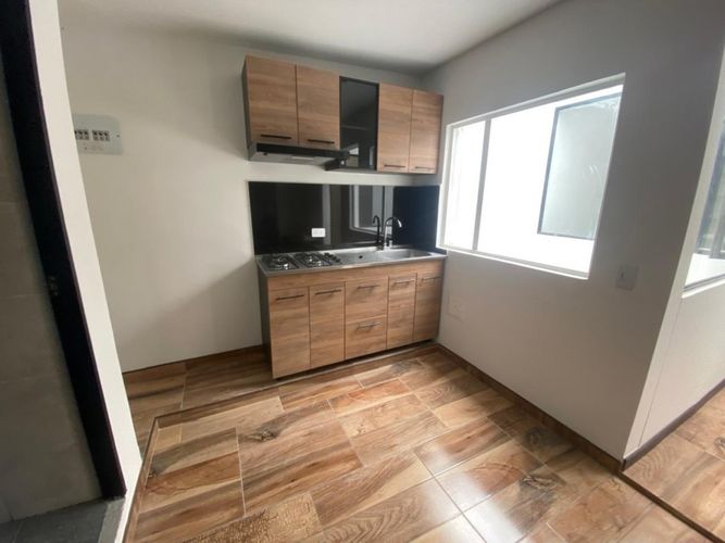 Casa de 7 alcobas en venta en Alameda, Bogotá, 210 m² · foto 6 de 24