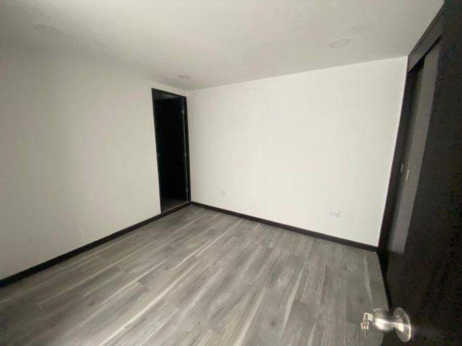 Casa de 7 alcobas en venta en Alameda, Bogotá, 210 m² · foto 9 de 24