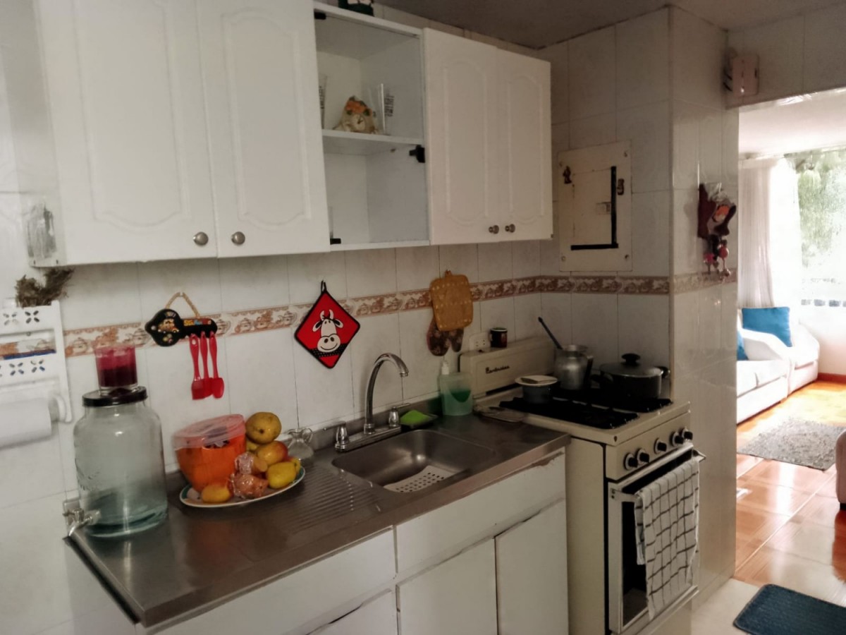 Apartamento en venta en Villas De Granada, Bogotá · foto 10 de 24