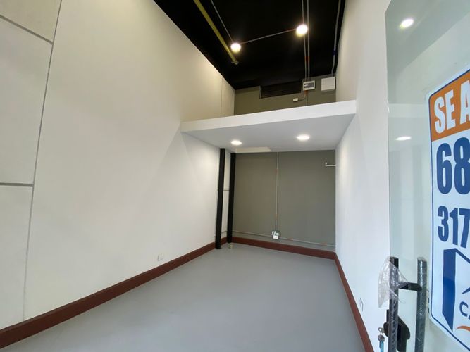 Local en arriendo en Cr. Arboleda Campestre, Girón, 22 m² · foto 3 de 5