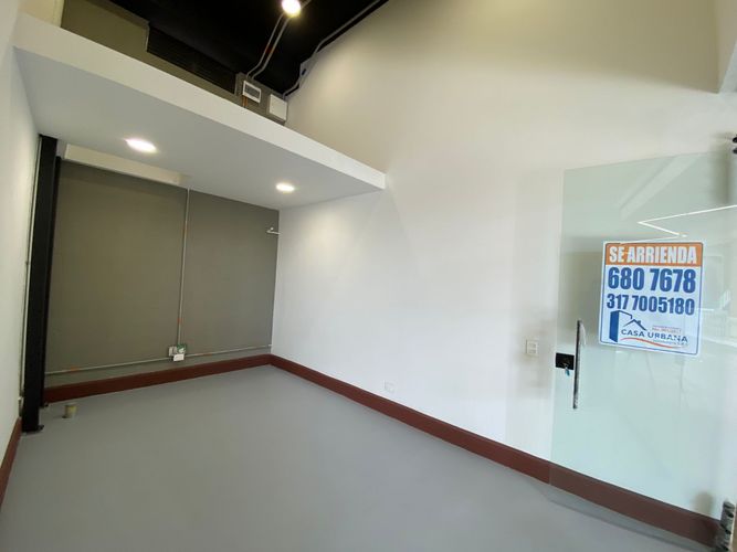 Local en arriendo en Cr. Arboleda Campestre, Girón, 22 m² · foto 4 de 5