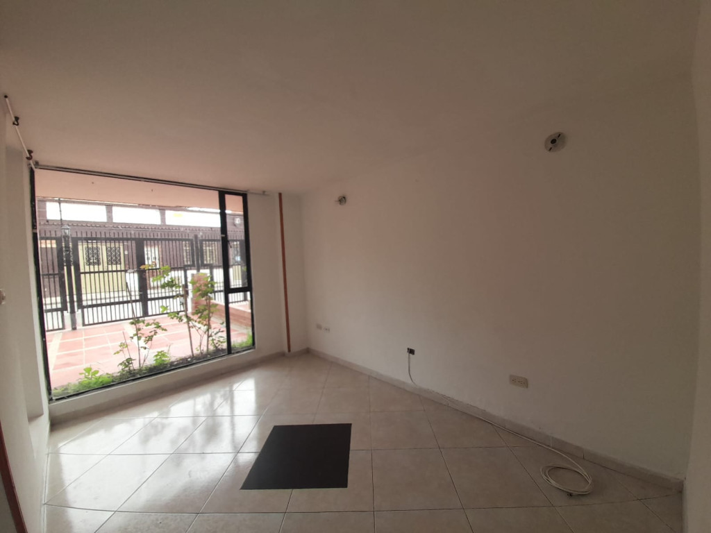 Casa en venta en Laura Vicuña, Chía · foto 9 de 24