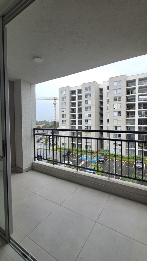 Apartamento de 2 alcobas en venta en Ciudad Country, Jamundí, 76 m² · foto 2 de 18