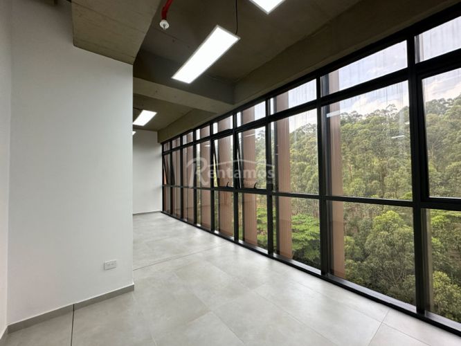 Oficina en venta en Las Palmas, Medellín, 80 m² · foto 7 de 24