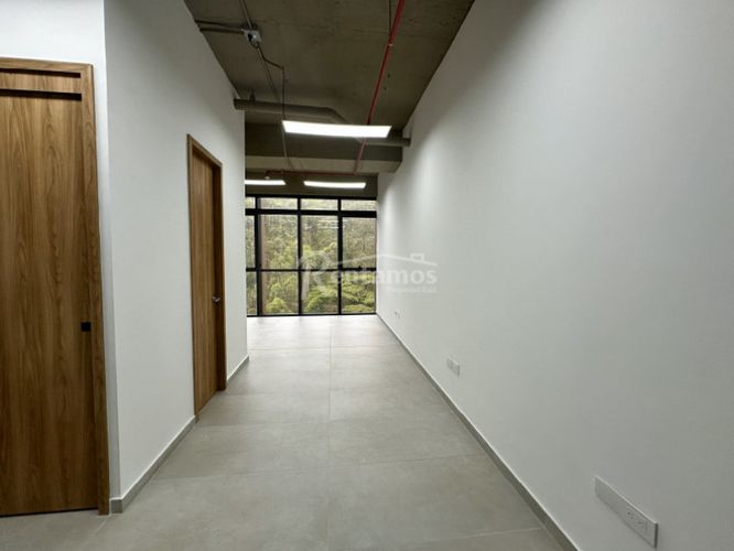Oficina en venta en Las Palmas, Medellín, 80 m² · foto 11 de 24