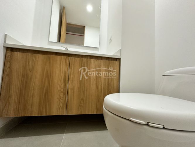 Oficina en venta en Las Palmas, Medellín, 80 m² · foto 12 de 24