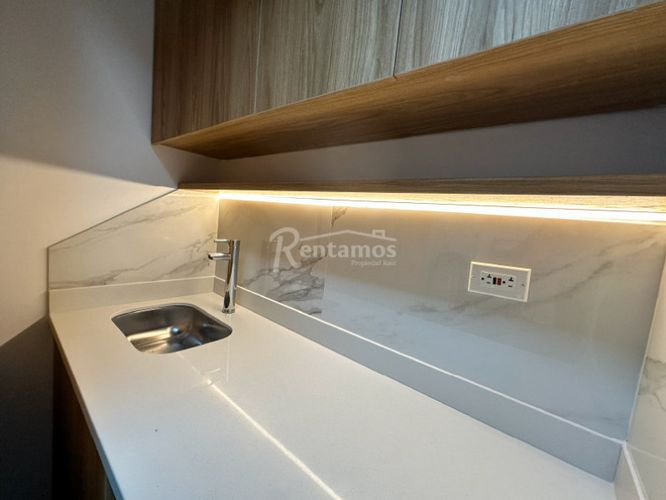 Oficina en venta en Las Palmas, Medellín, 80 m² · foto 13 de 24