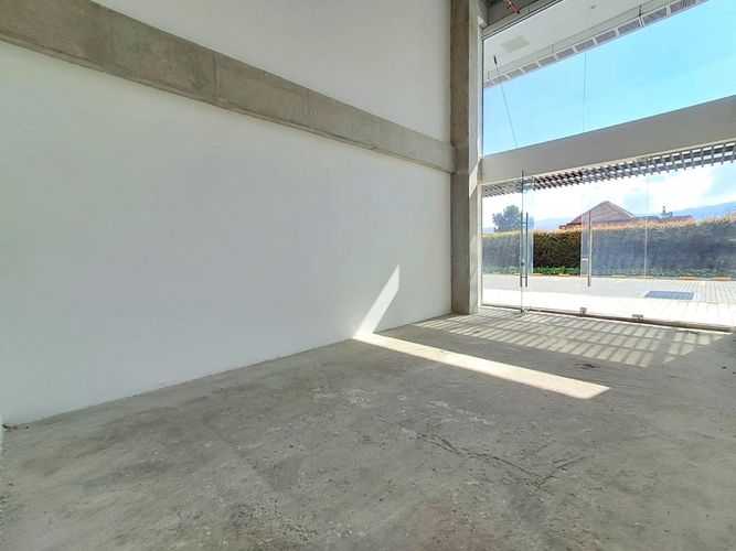 Local en venta en Canelon, Cajicá, 33 m² · foto 2 de 9