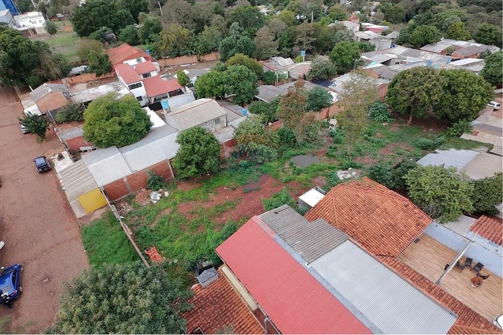 Terreno Urbano Estratégico en Ciudad del Este: Oportunidad Única para Desarrollo Inmobiliario de Alto Potencial — foto 2