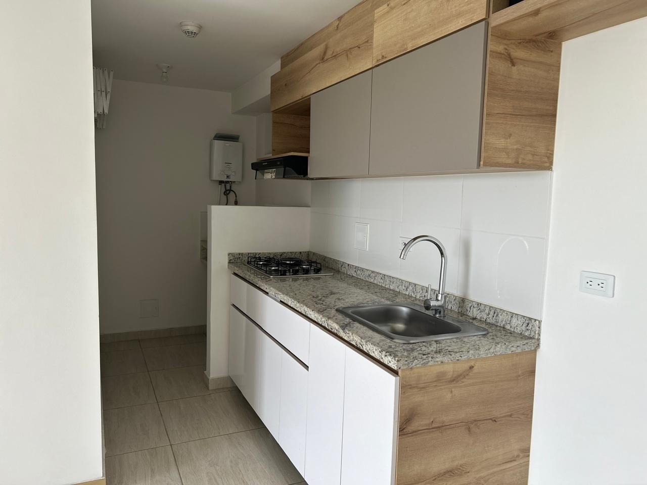 Apartamento en venta en Cerritos, Pereira · foto 2 de 9