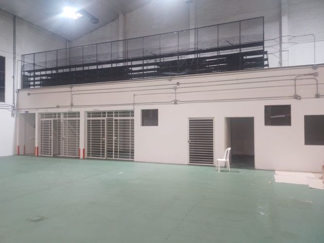 Bodega en arriendo en Las Vegas, Envigado, 1200 m² · foto 9 de 17