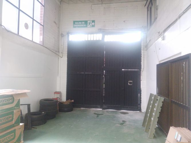 Bodega en arriendo en Las Vegas, Envigado, 1200 m² · foto 8 de 17
