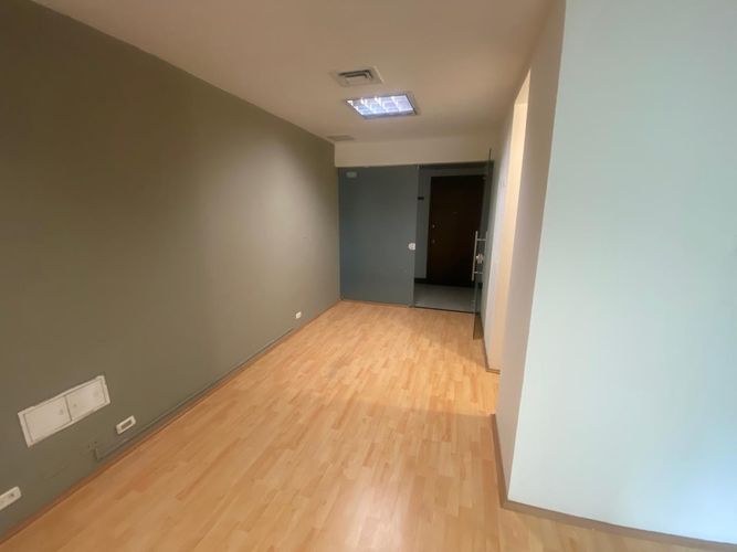 Oficina en arriendo en El Poblado, Medellín, 38 m² · foto 10 de 14