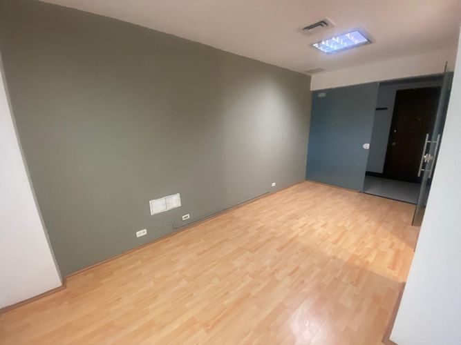 Oficina en arriendo en El Poblado, Medellín, 38 m² · foto 6 de 14