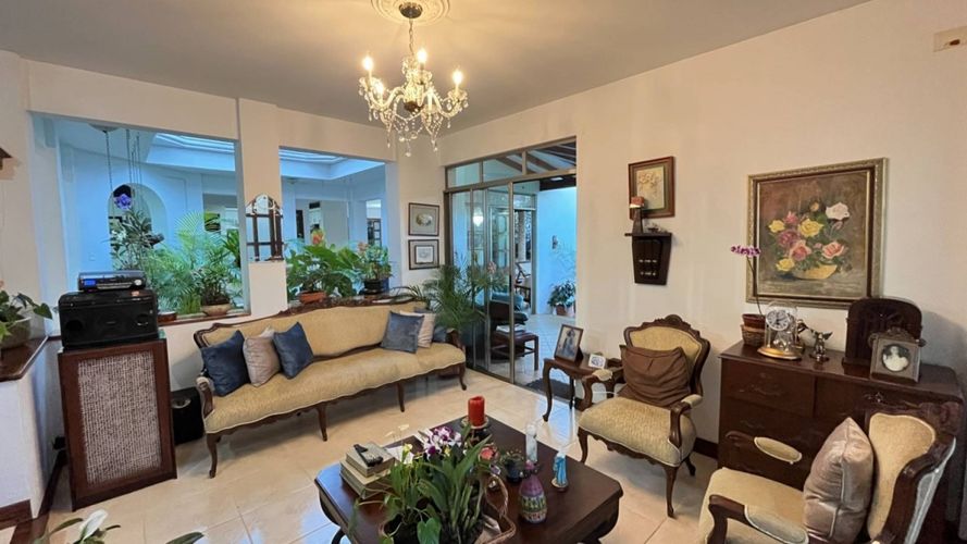 Casa de 4 alcobas en venta en Ciudad Jardin, Cali, 475 m² · foto 5 de 24