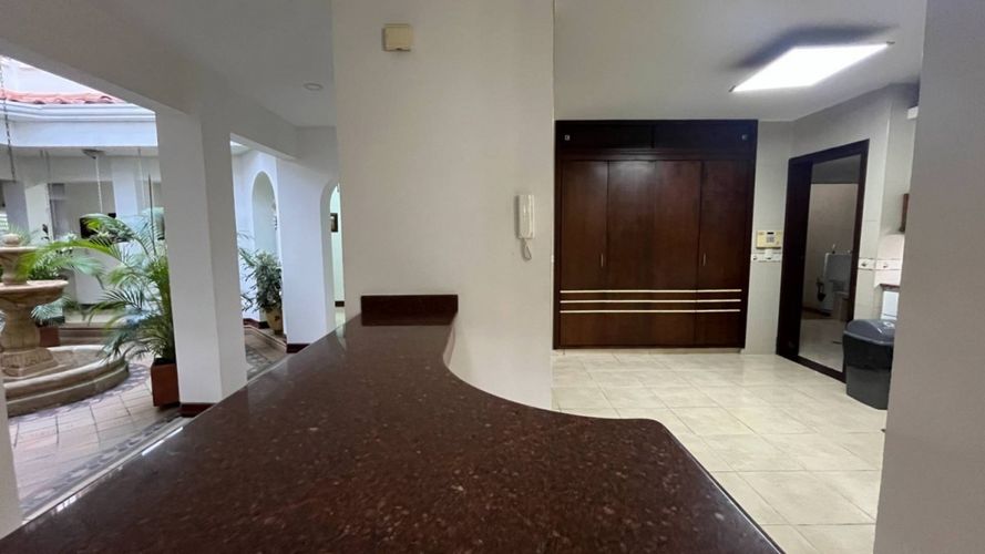 Casa de 4 alcobas en venta en Ciudad Jardin, Cali, 475 m² · foto 10 de 24