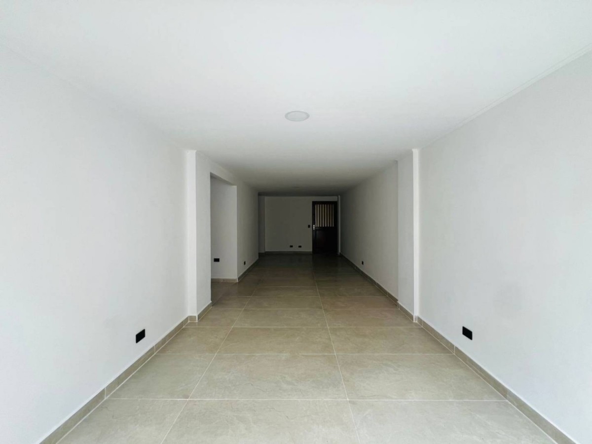 Apartamento en arriendo en El Tesoro, Medellín · foto 2 de 17