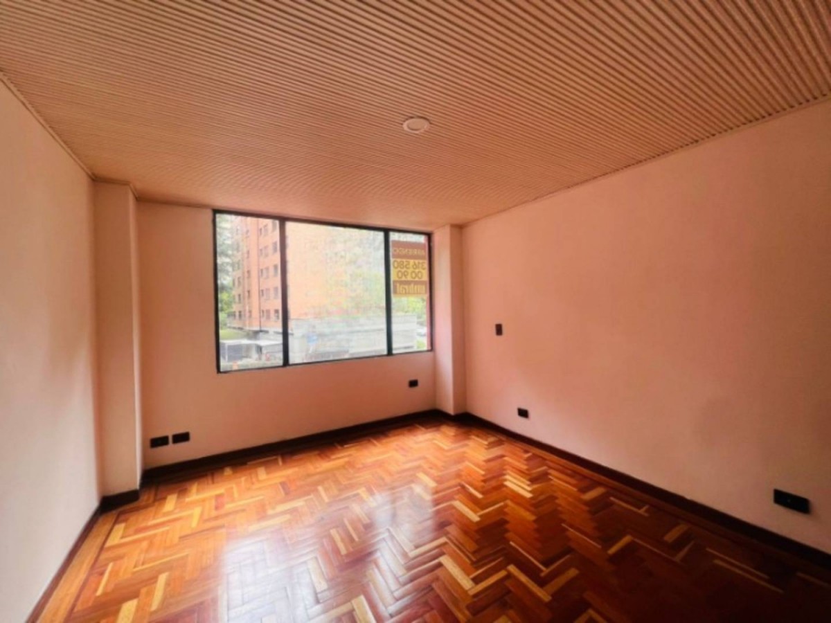 Apartamento en arriendo en El Tesoro, Medellín · foto 5 de 17
