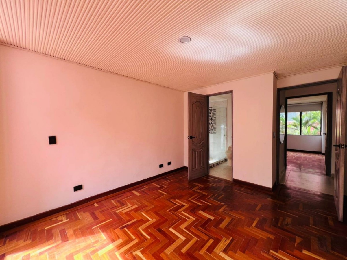 Apartamento en arriendo en El Tesoro, Medellín · foto 6 de 17