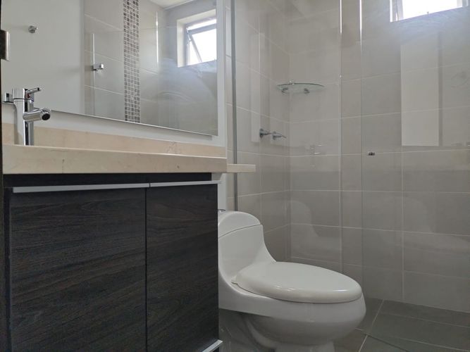 Apartamento de 3 alcobas en arriendo en El Poblado, Medellín, 128 m² · foto 18 de 18