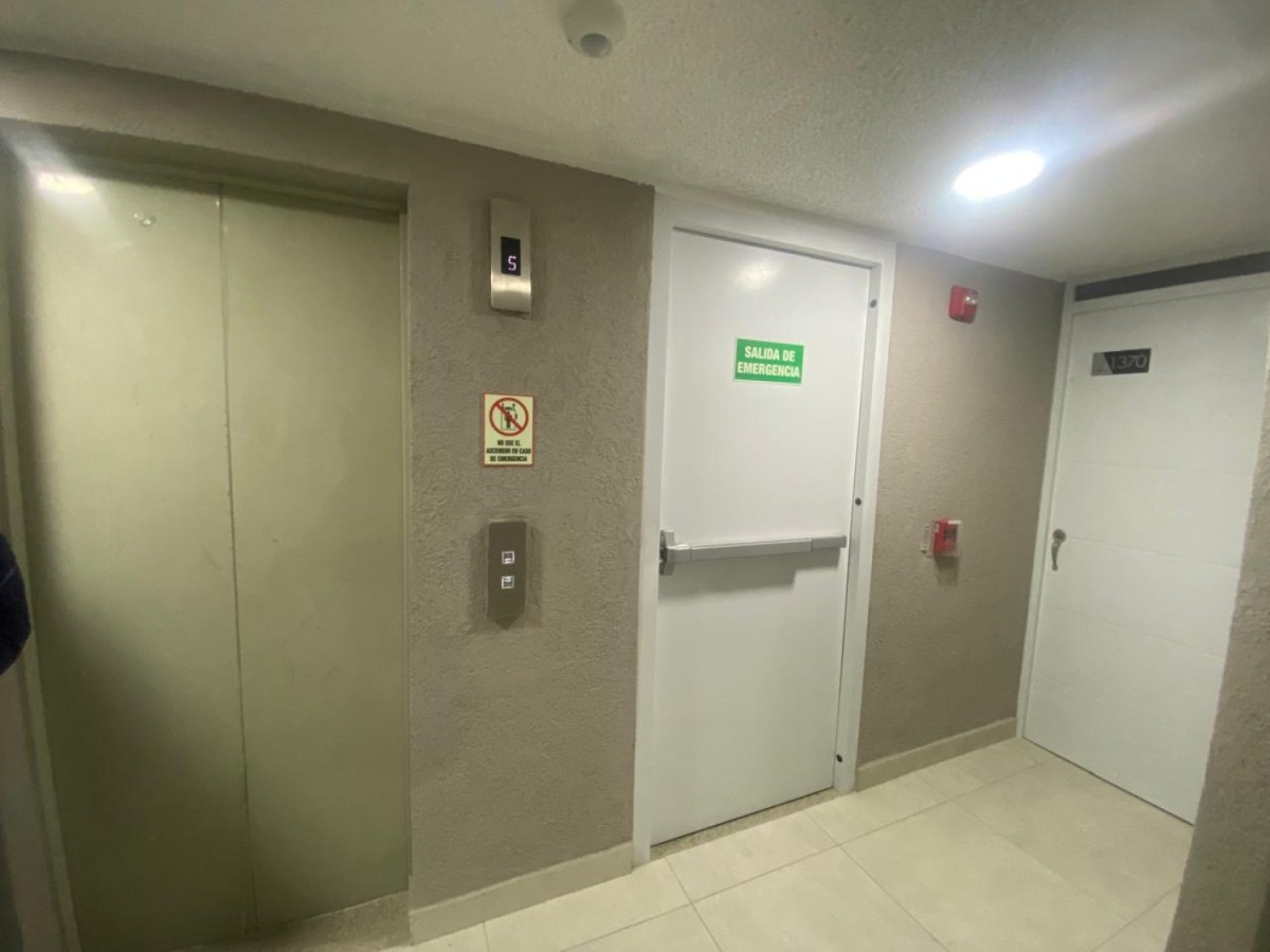 Apartamento en venta en Las Brisas, Bogotá · foto 2 de 14