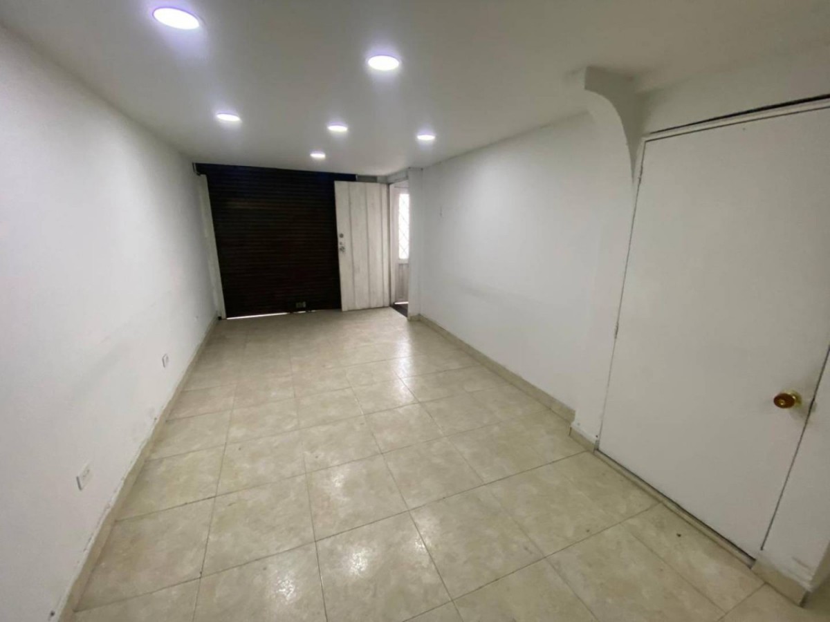 Casa en venta en Villas De Granada, Bogotá · foto 11 de 24