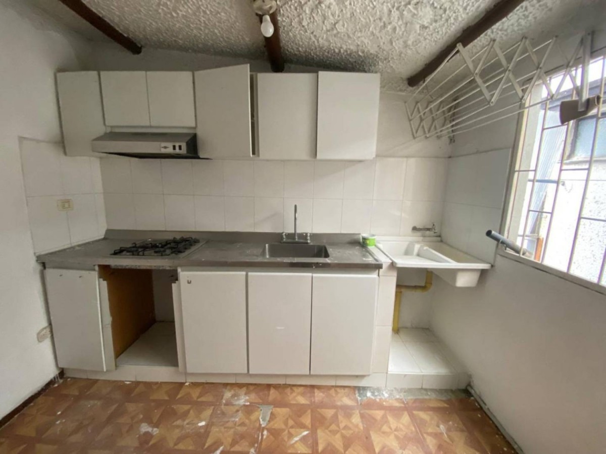 Casa en venta en Villas De Granada, Bogotá · foto 18 de 24