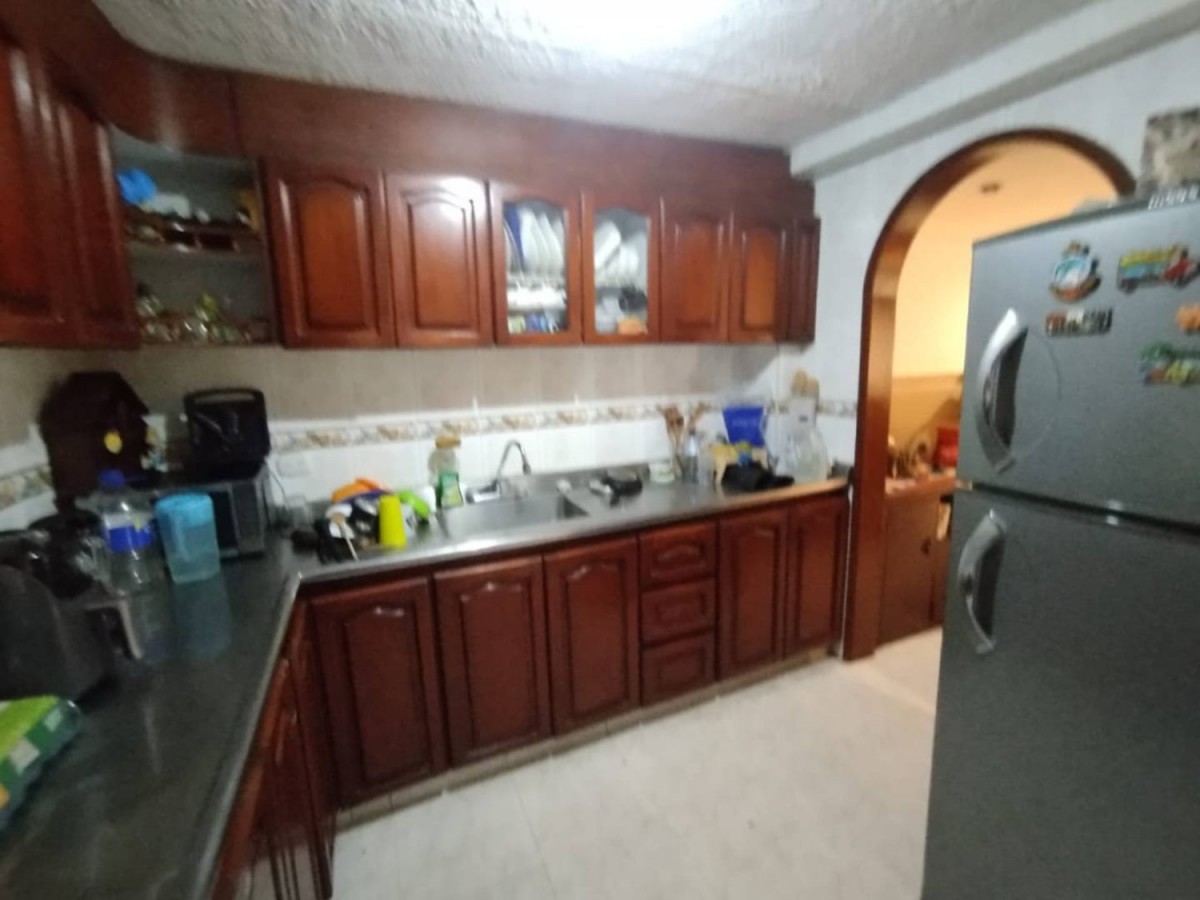 Casa en venta en Villas De Granada, Bogotá · foto 6 de 24
