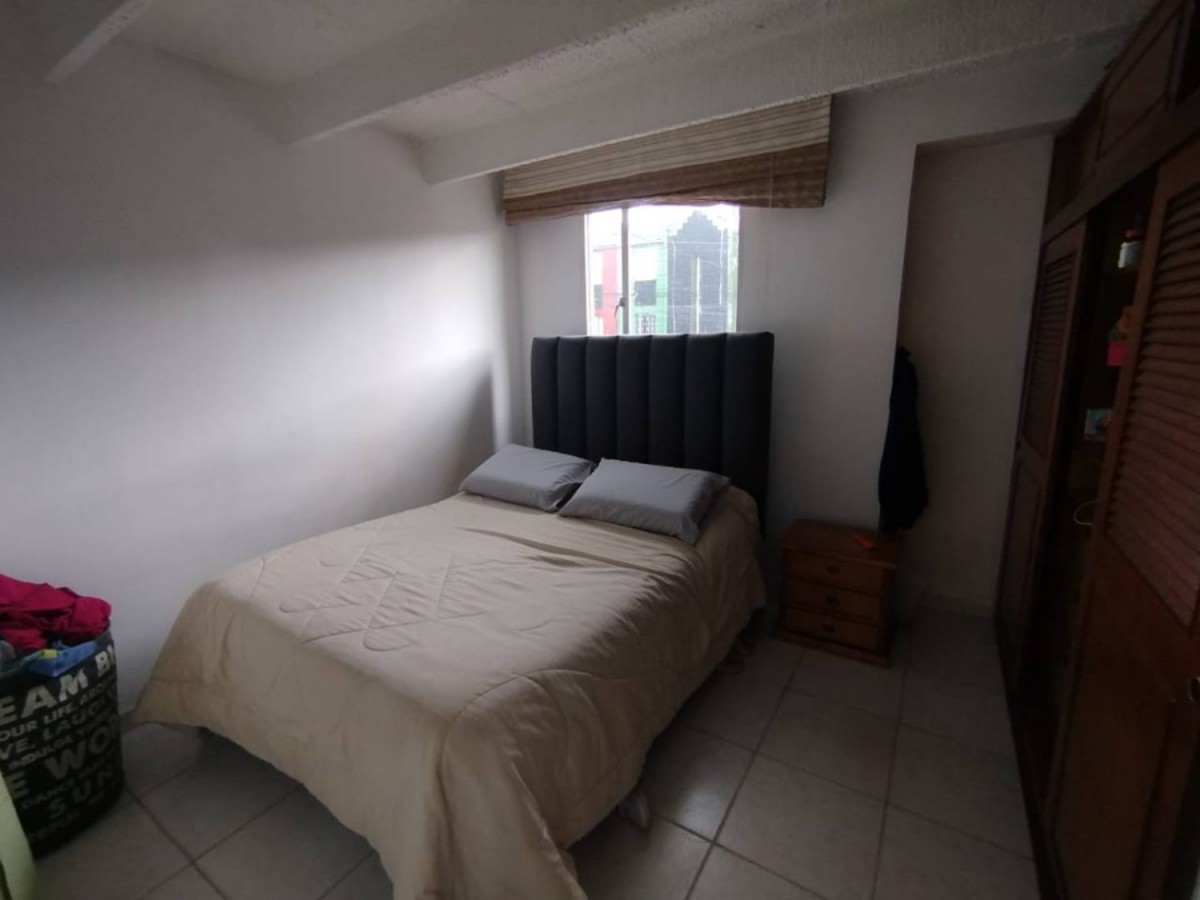 Casa en venta en Villas De Granada, Bogotá · foto 8 de 24