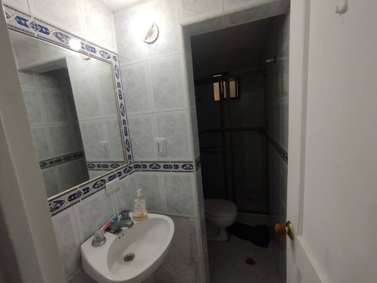 Casa en venta en Villas De Granada, Bogotá · foto 10 de 24