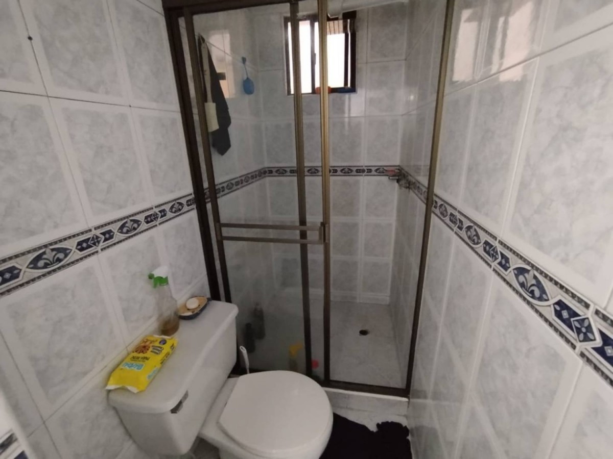 Casa en venta en Villas De Granada, Bogotá · foto 11 de 24