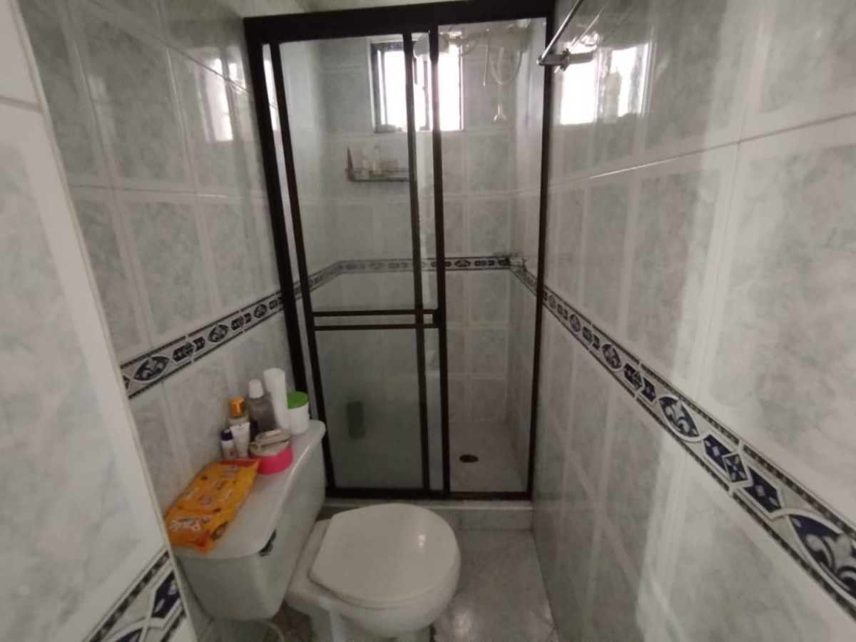Casa en venta en Villas De Granada, Bogotá · foto 17 de 24