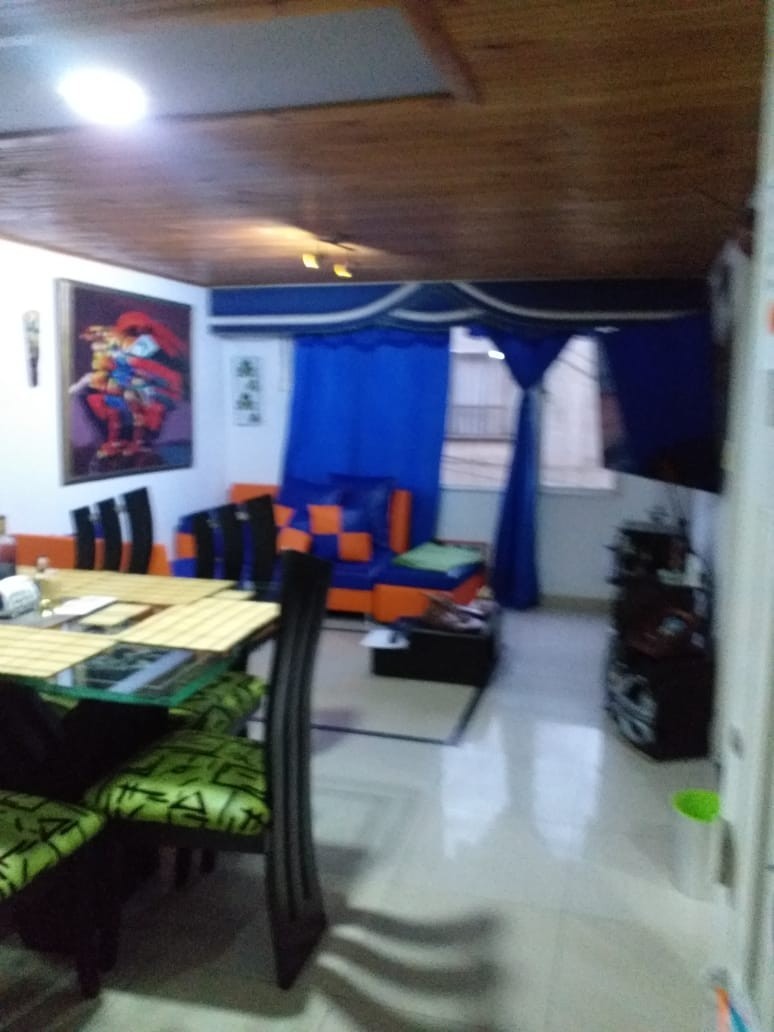 Casa en venta en Centro Comercial Titán Plaza, Bogotá · foto 7 de 15