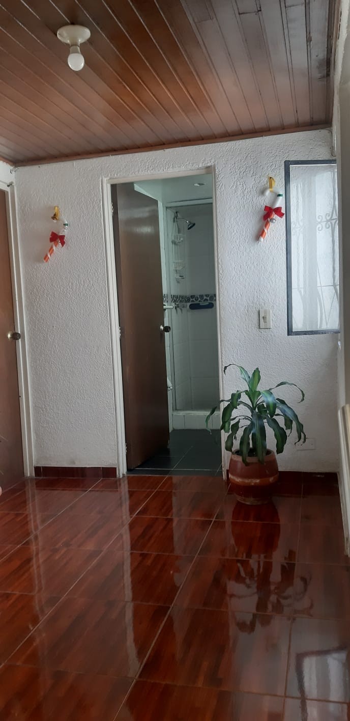 Casa en venta en Villa Luz, Bogotá · foto 14 de 24