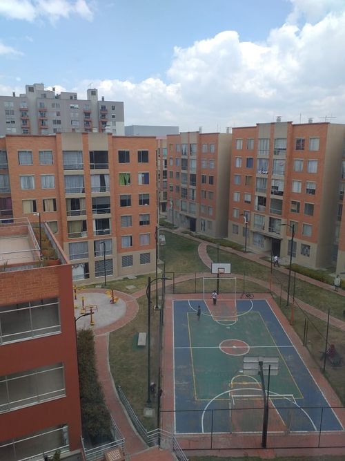$180.000.000 en Ub. Terreros
