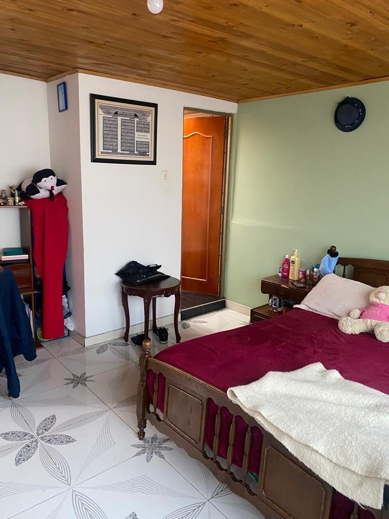 Casa en venta en Centro Comercial Titán Plaza, Bogotá · foto 8 de 16