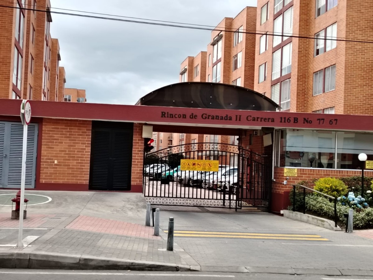 Apartamento en venta en Gran Granada, Bogotá · foto 2 de 24