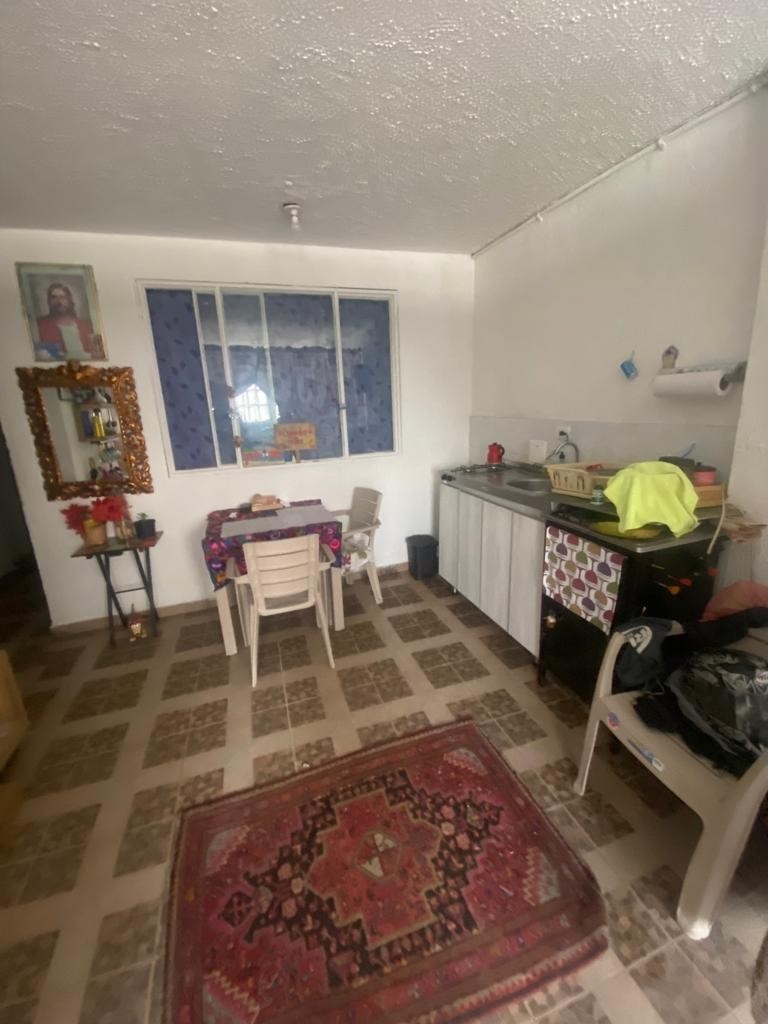 Casa en venta en Gran Granada, Bogotá · foto 4 de 14