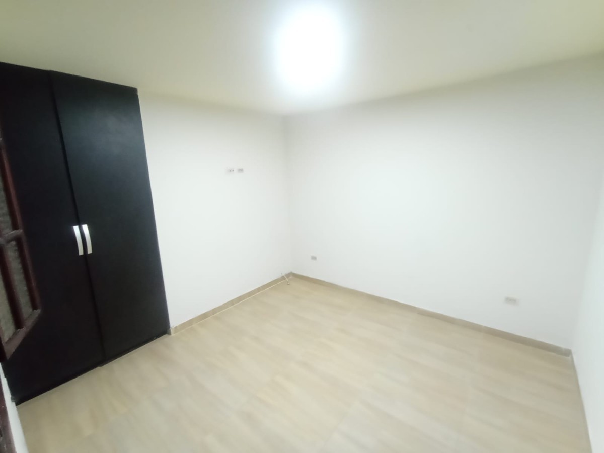 Casa en venta en Engativá, Bogotá · foto 9 de 24