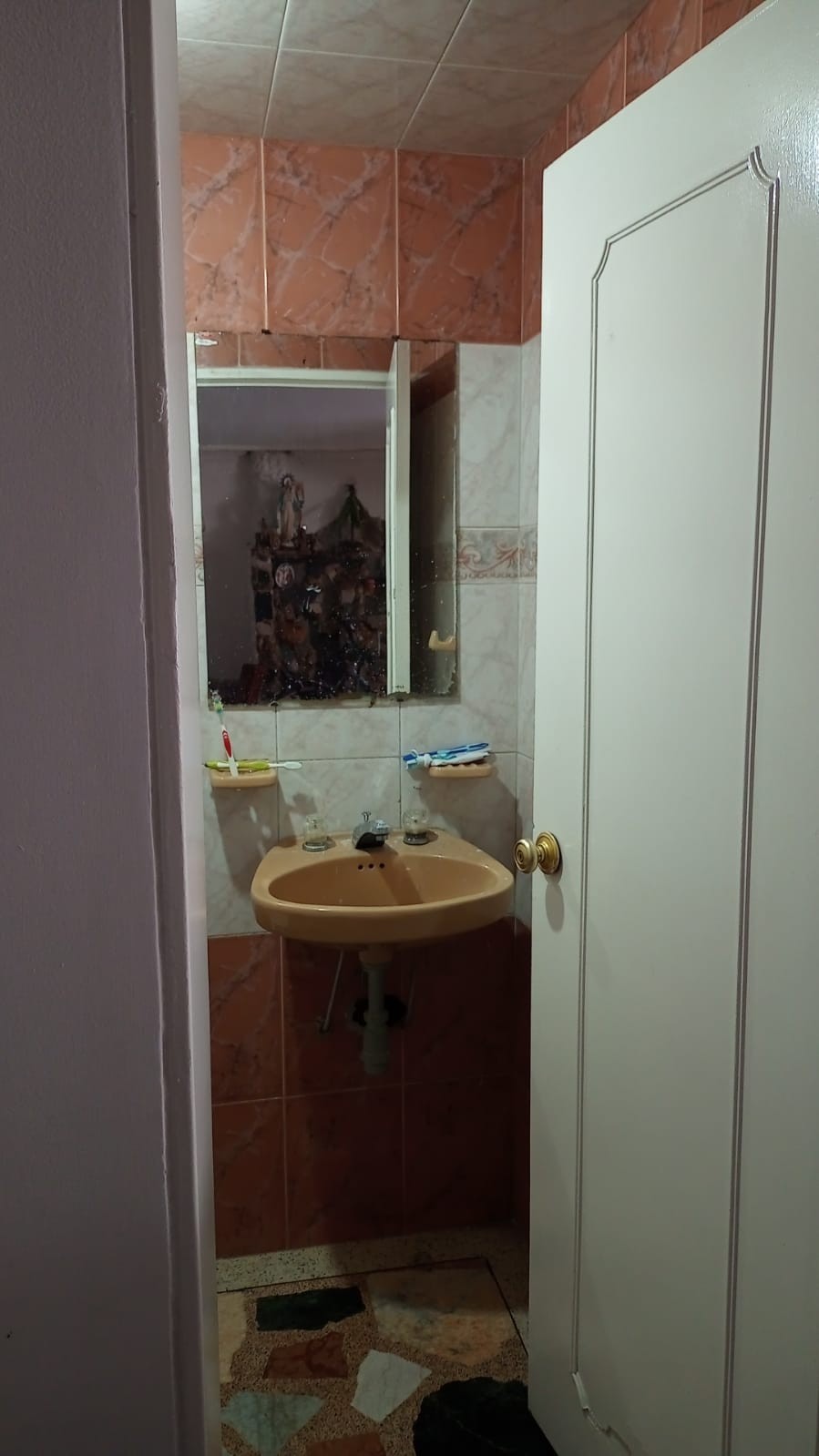 Casa en venta en Villas De Granada, Bogotá · foto 4 de 19