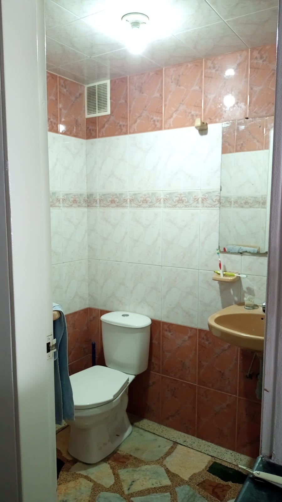 Casa en venta en Villas De Granada, Bogotá · foto 6 de 19