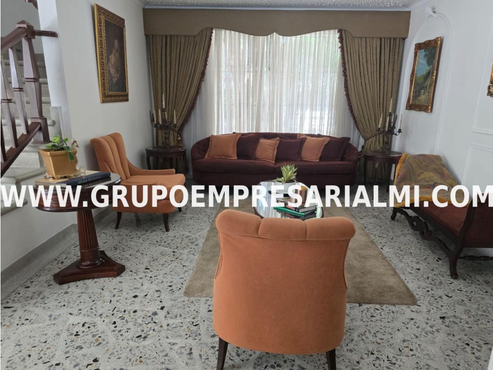 Apartaestudio en venta en Los colores, Medellín 3